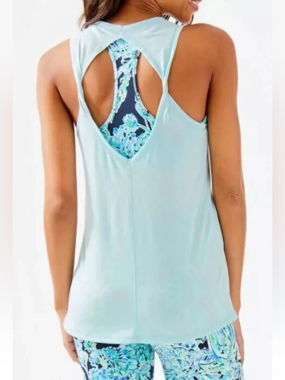 Lilly Pulitzer Luxletic Aubra Twist Back Whisper Blue Tank Top XXS